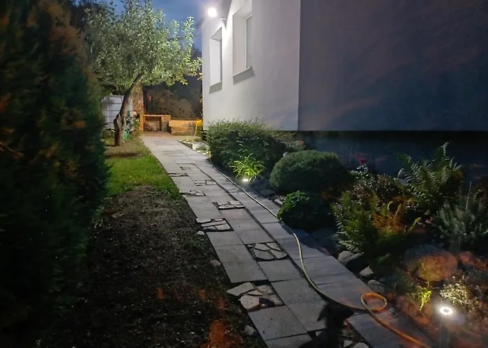Na Vyhlidce *